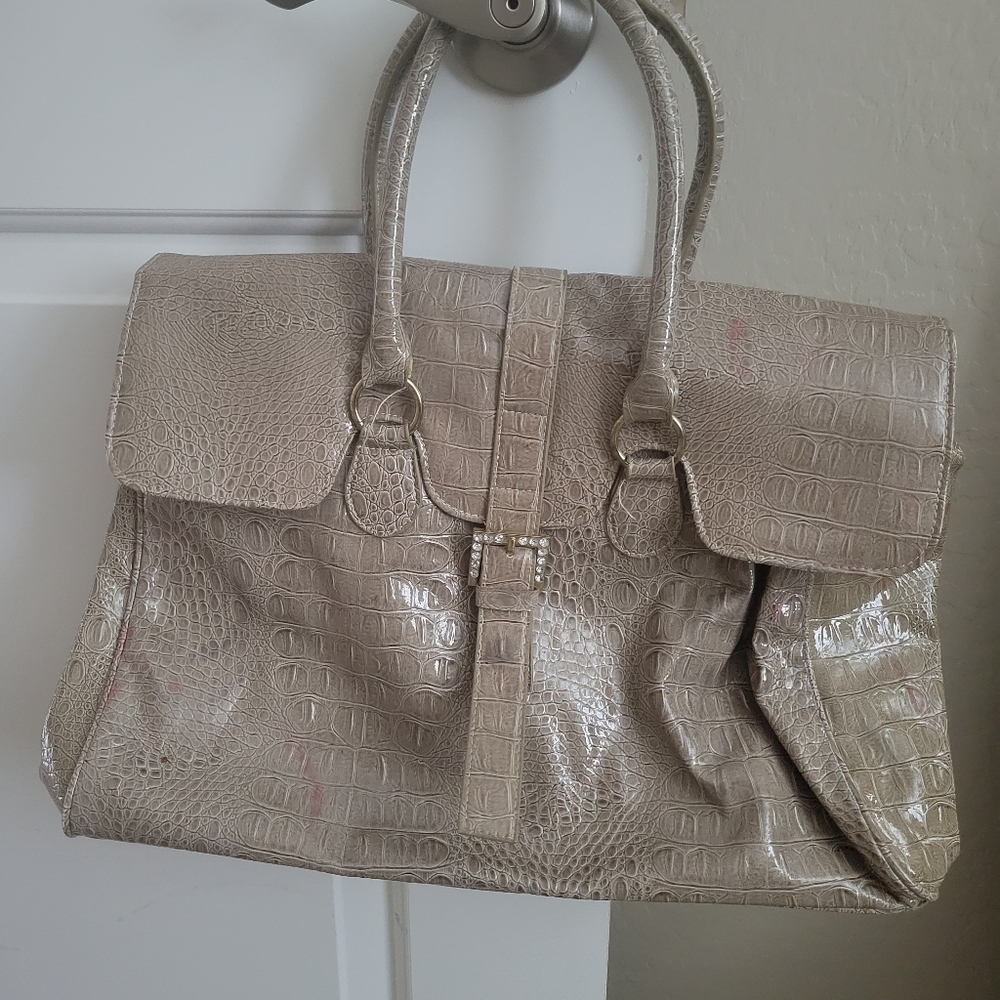 Jessica Simpson purse